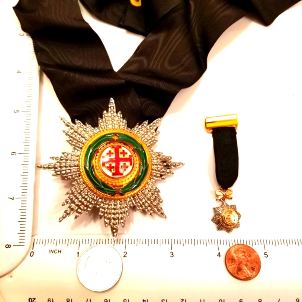 Dame Commander with Star Equestrian Order Holy Sepulchre Jerusalem Medal Set DC* - Picture 2 of 14